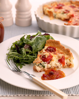 Cheese & Tomato Quiche with a Layer of Sweet Onion Relish