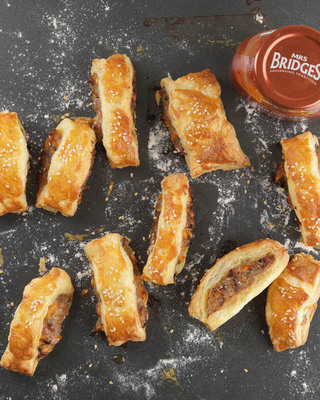 Mini Sweet Chilli, Onion & Coriander Sausage Rolls 